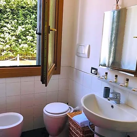 Hotel La.mar Chirignago 2*